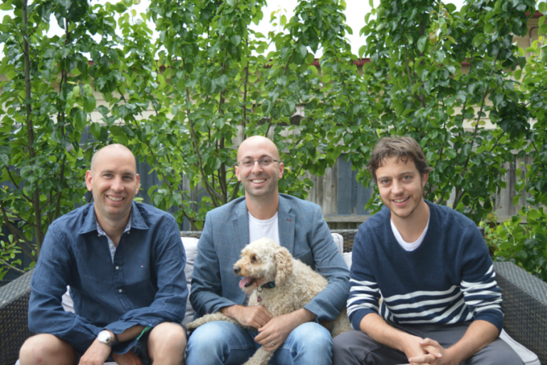 Real estate agent review platform RateMyAgent aims to compete through a monthly subscription model rather than commissions