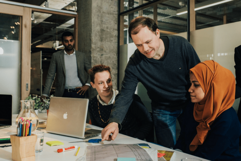 7 steps to help a team member through a crisis