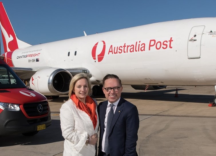 Australia Post is ramping up its parcel delivery business in a $1 billion deal with Qantas