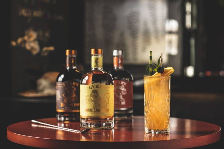 Non-alcoholic brand Lyre’s goes AR to get your spirits up