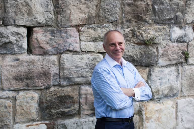 Online retailer Booktopia is heading to the ASX with a $315 million valuation