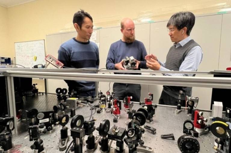 ANU’s quantum random numbers generator is now on AWS