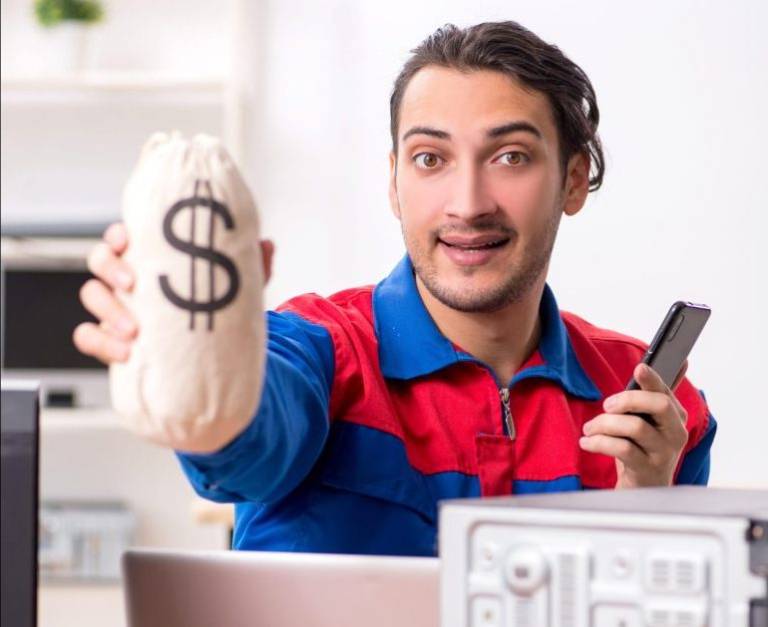 Despite mass layoffs, tech salaries are back on the up globally