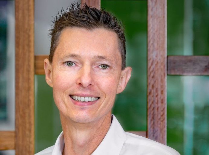 Two tech startups are tapping into AI to help businesses lift their customer service