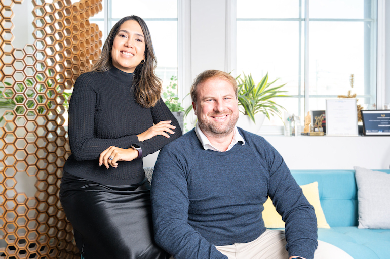 MadeComfy cofounders Sabrina Schwaighofer and Quirin Schwaighofer