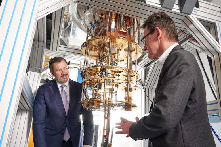 Diraq founder Andrew Dzurak explains the incredible breakthough his quantum computing startup just made