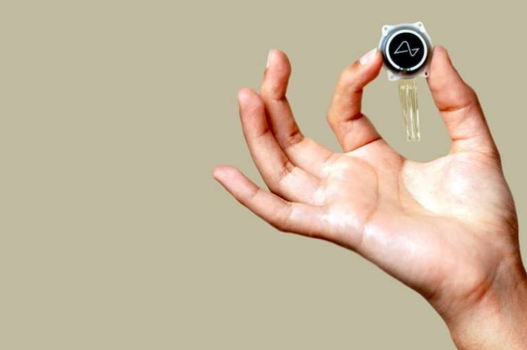 Elon Musk claims Neuralink put its first chip in a human brain. Here’s what it means for Australian startup competitor Synchron