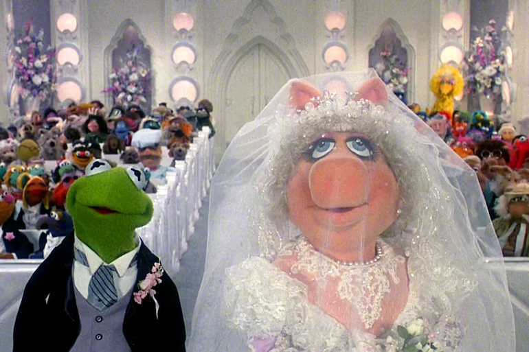 Kermit & Miss Piggy marry, wedding