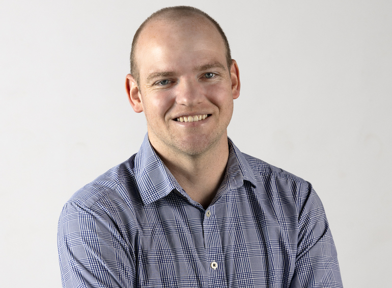 Dr. Peter Richardson&nbsp;